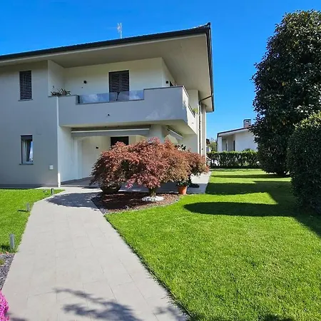 Camelia32 Milano&como Lägenhet *